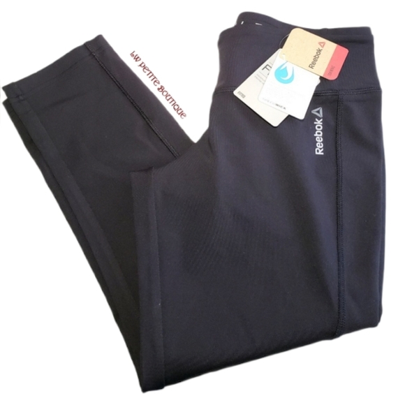 Reebok Pants - Reebok Fitted Training Capris
